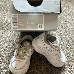 Gently worn white infant/ toddler Nike Air Forces